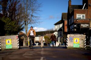 A LTN filter with Cyclist And Walkers